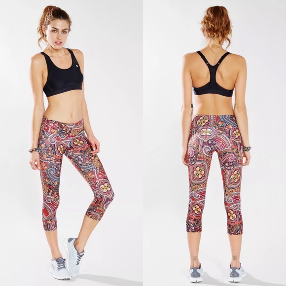 Onzie Paisley Capri Legging